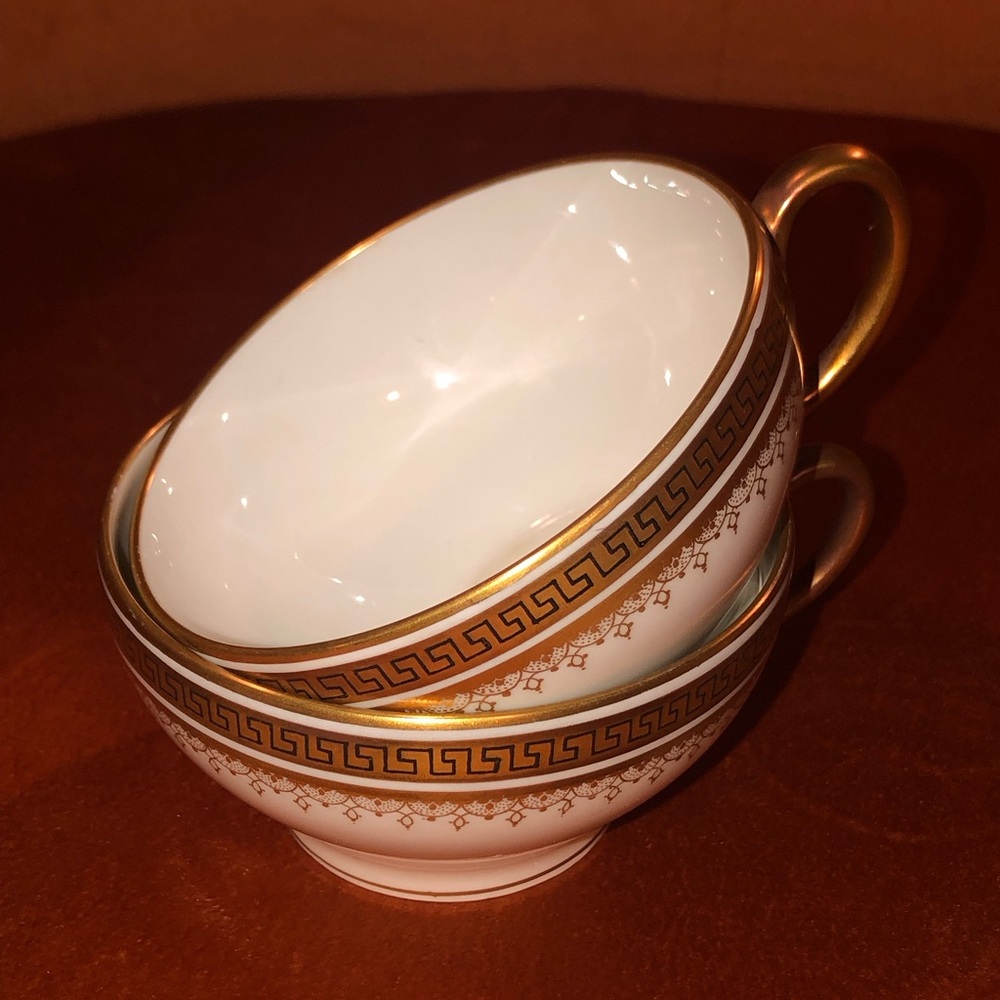 🫖Limoges France, Elegant Gold and White Teacup Set. Set of 2